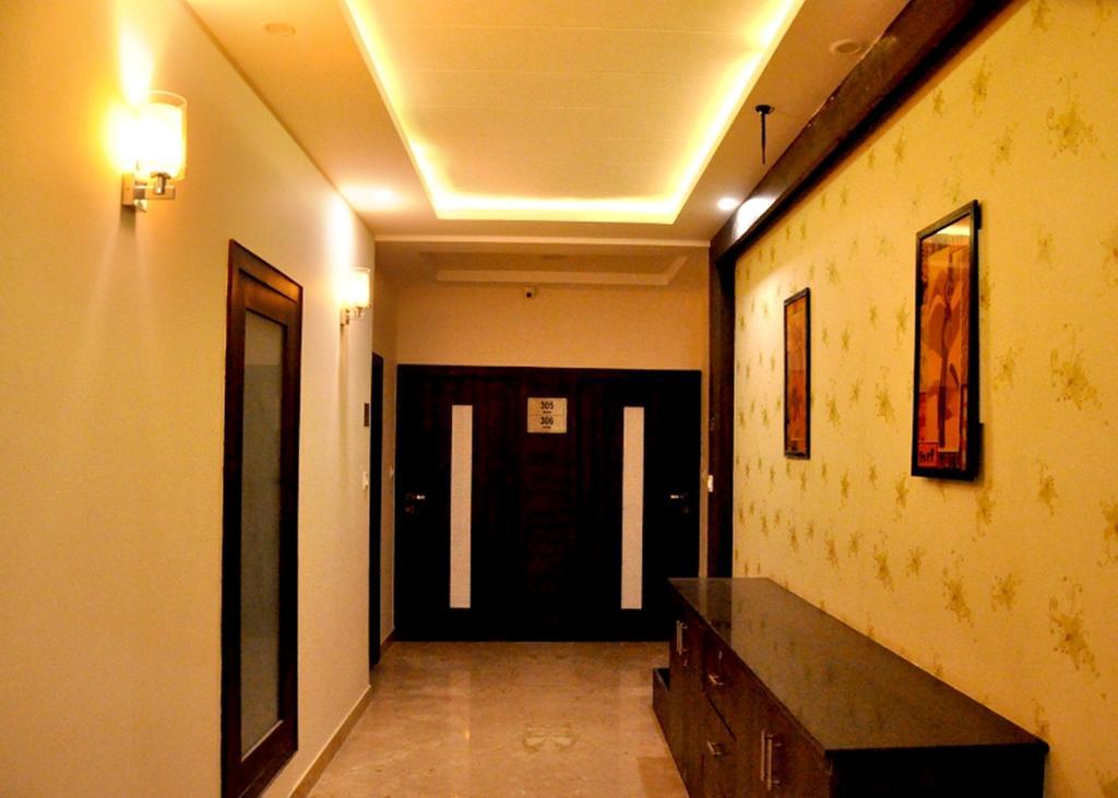 Bellevue Hotel Gwalior Bagian luar foto