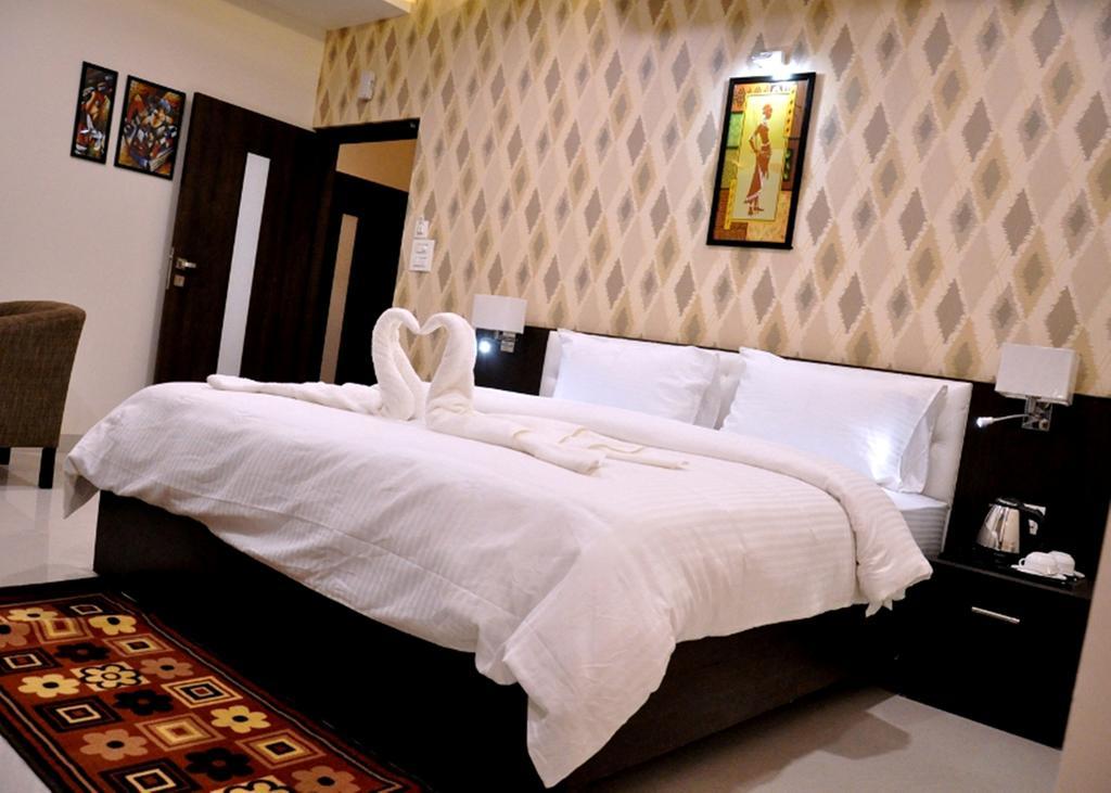 Bellevue Hotel Gwalior Ruang foto