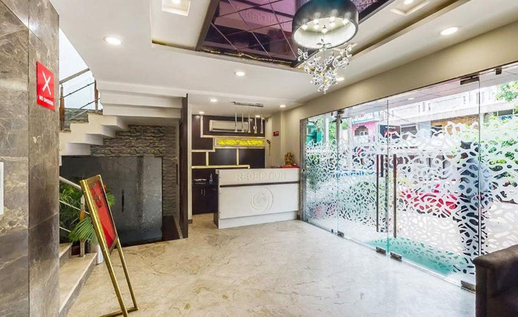 Bellevue Hotel Gwalior Bagian luar foto